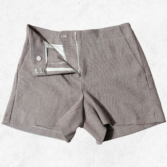 Loft Dress Shorts Women's 2‎ Geometric Pattern Bermuda Zip Button Hooks NWT - Picture 4 of 10
